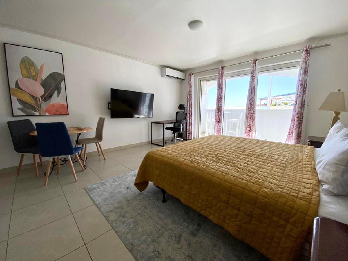 Maho Beach House - Studio - Beach Access 외부 사진